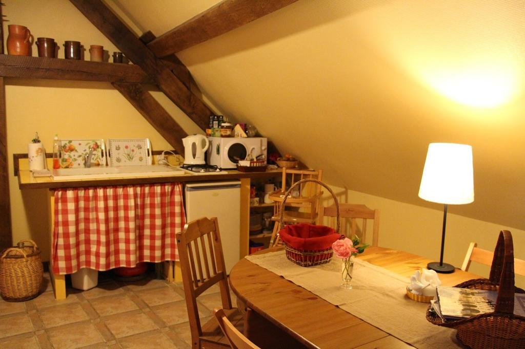 Le Clos De Chatres Oisly Esterno foto