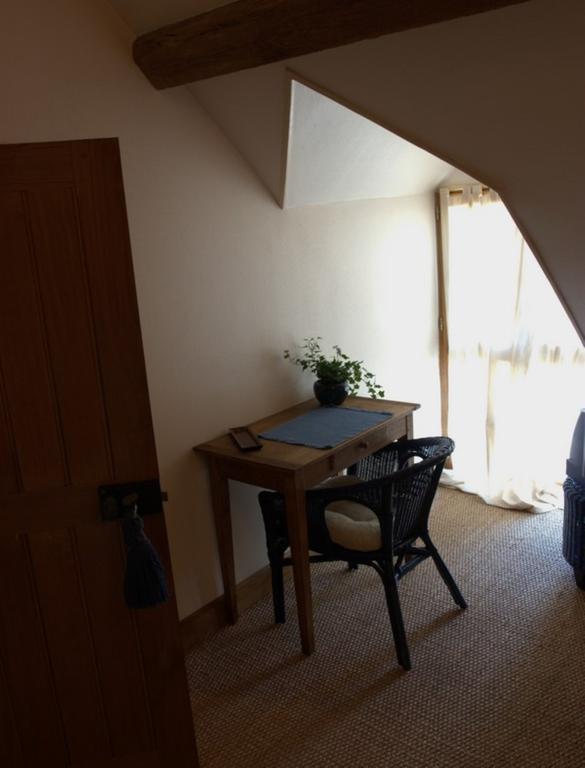 Le Clos De Chatres Oisly Camera foto